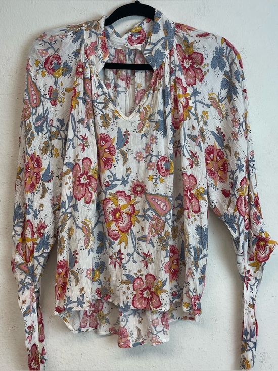 Nicole Miller Tops - Nicole Miller, New York size medium women’s Boho floral top with ties on sleeves